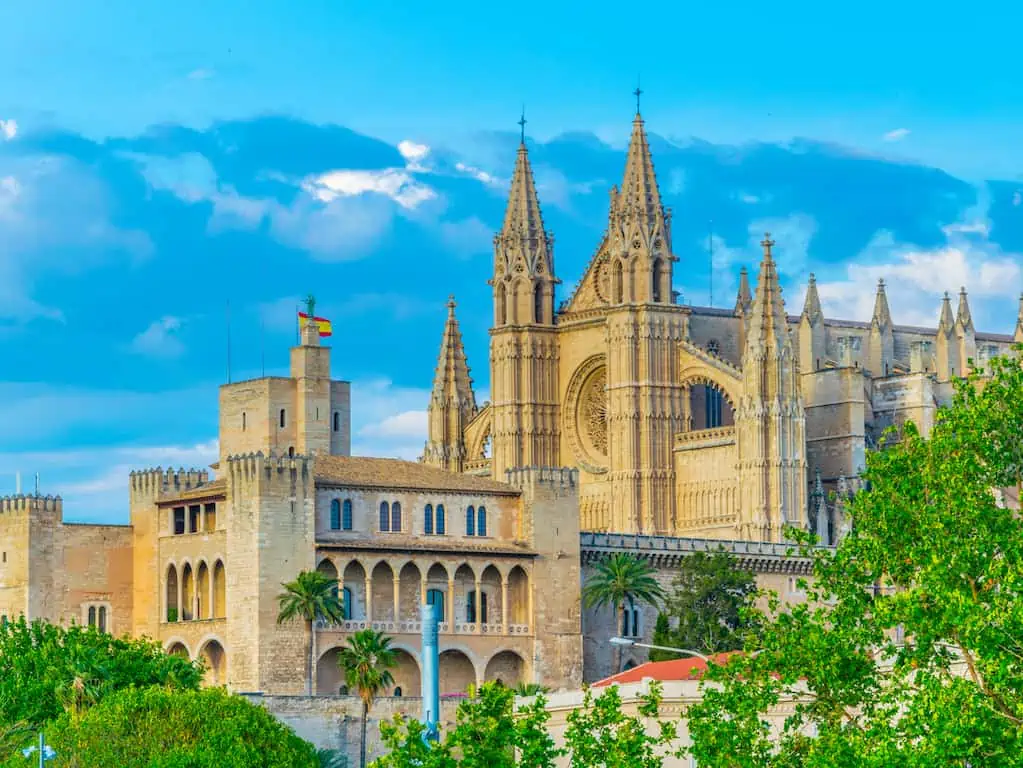 Palma De Mallorca Przewodnik Po Atrakcjach Marinach I Pla ach Palma De Mallorca Przewodnik Po Atrakcjach Marinach I Pla ach